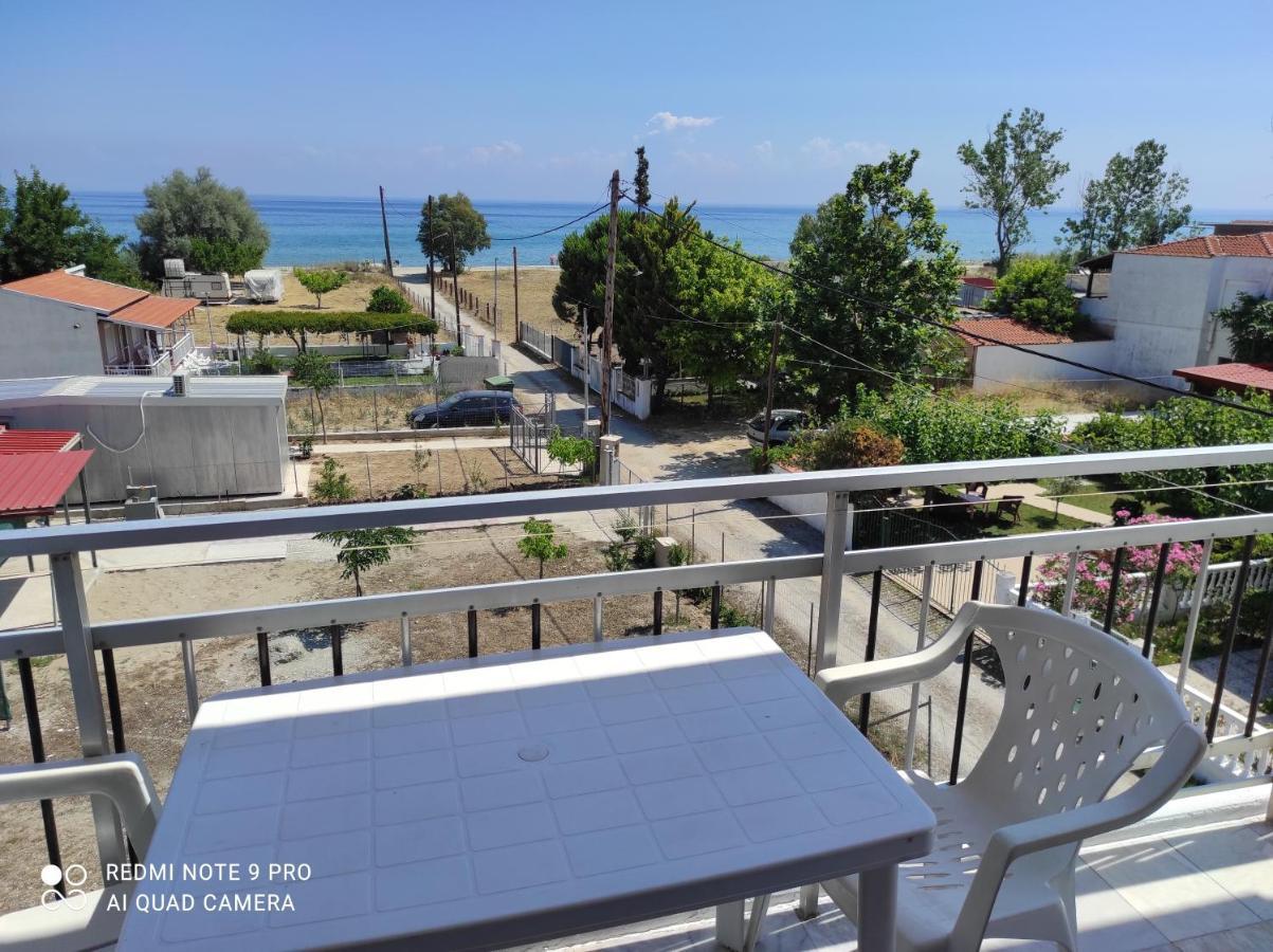 Golden Beach-Tsianis Apartments Néa Meságkala 外观 照片