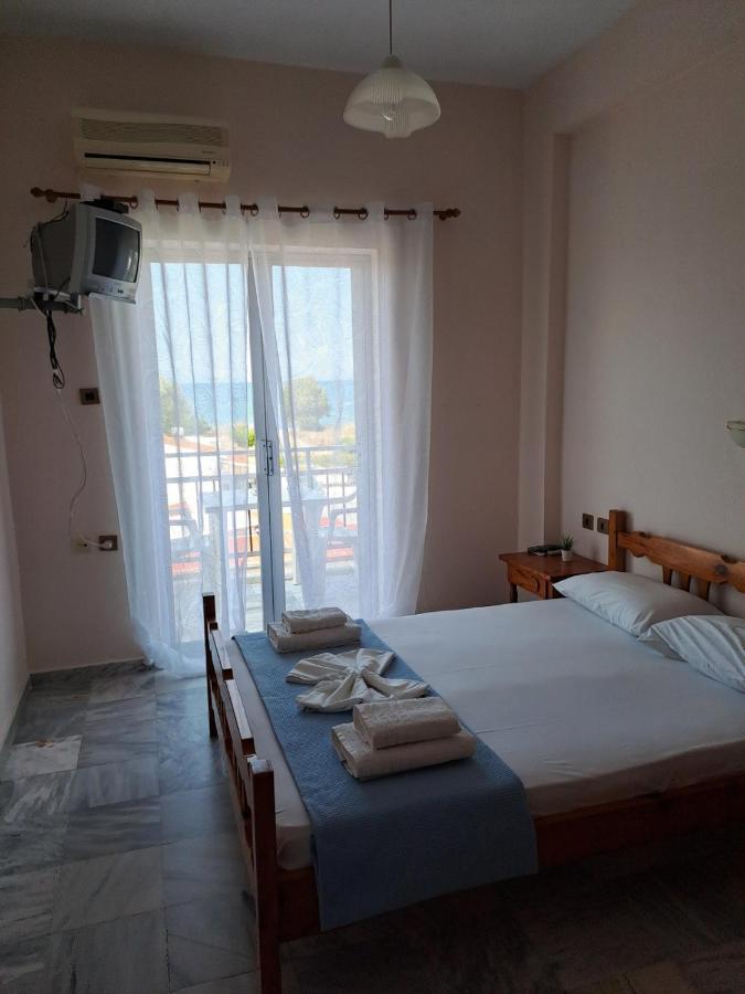 Golden Beach-Tsianis Apartments Néa Meságkala 外观 照片