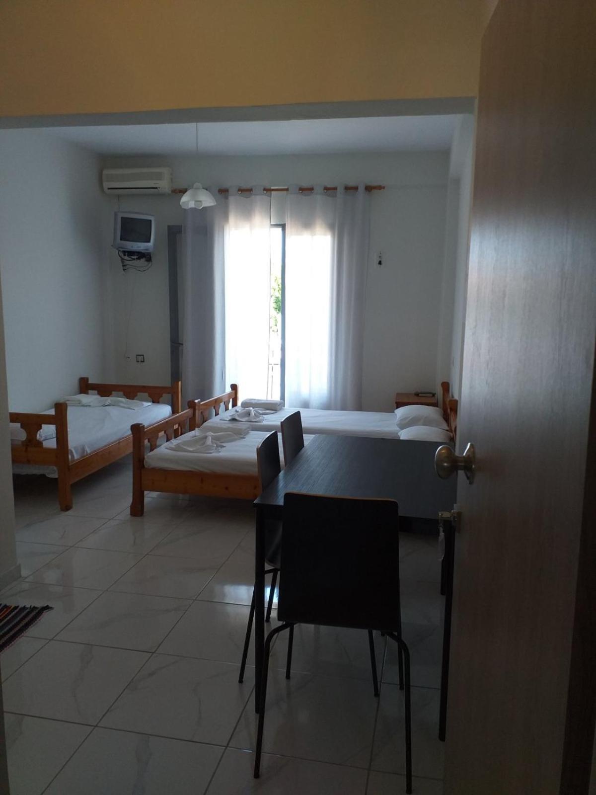 Golden Beach-Tsianis Apartments Néa Meságkala 外观 照片