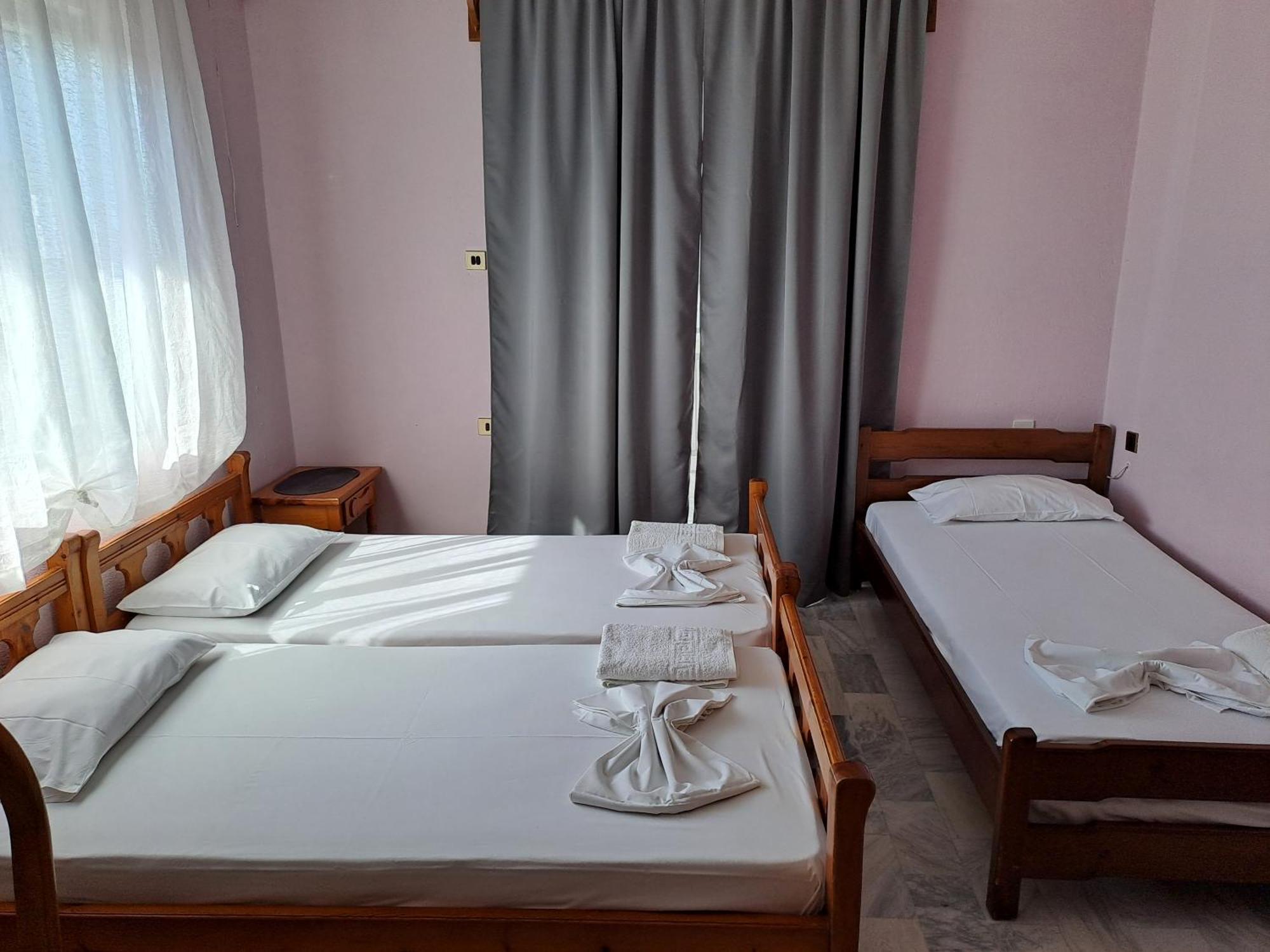 Golden Beach-Tsianis Apartments Néa Meságkala 外观 照片
