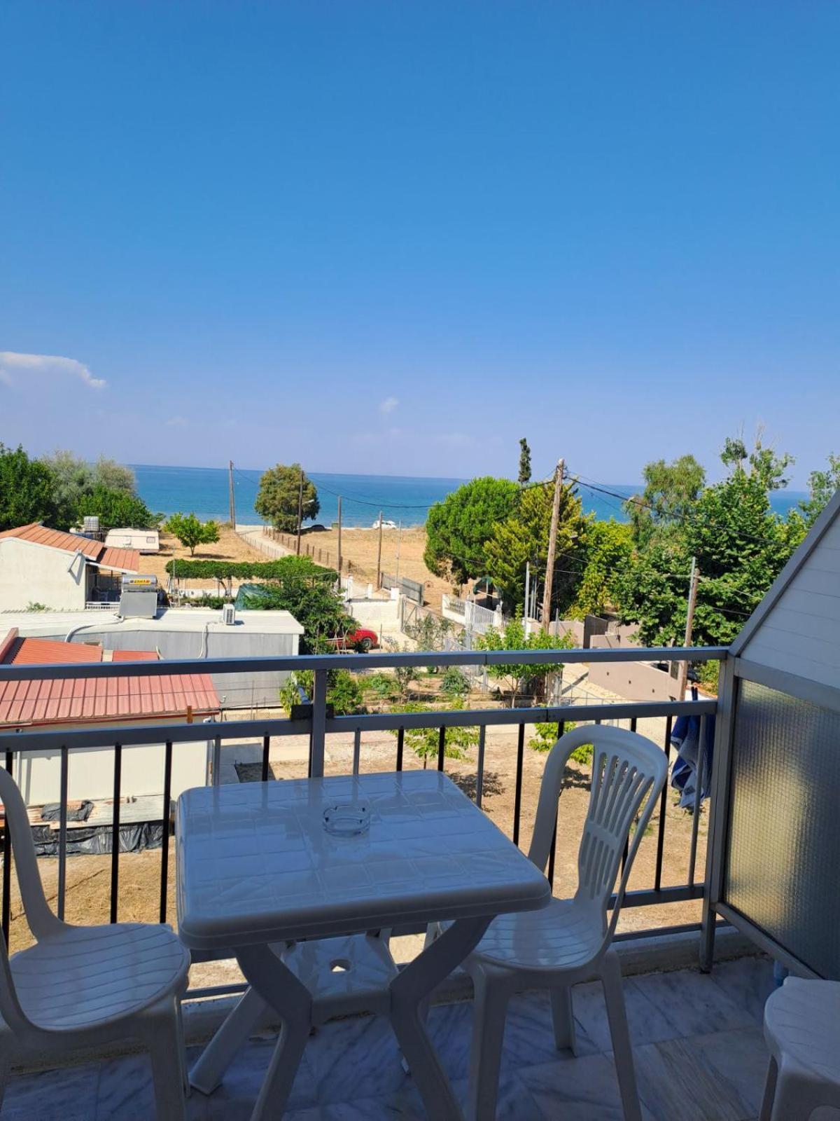 Golden Beach-Tsianis Apartments Néa Meságkala 外观 照片