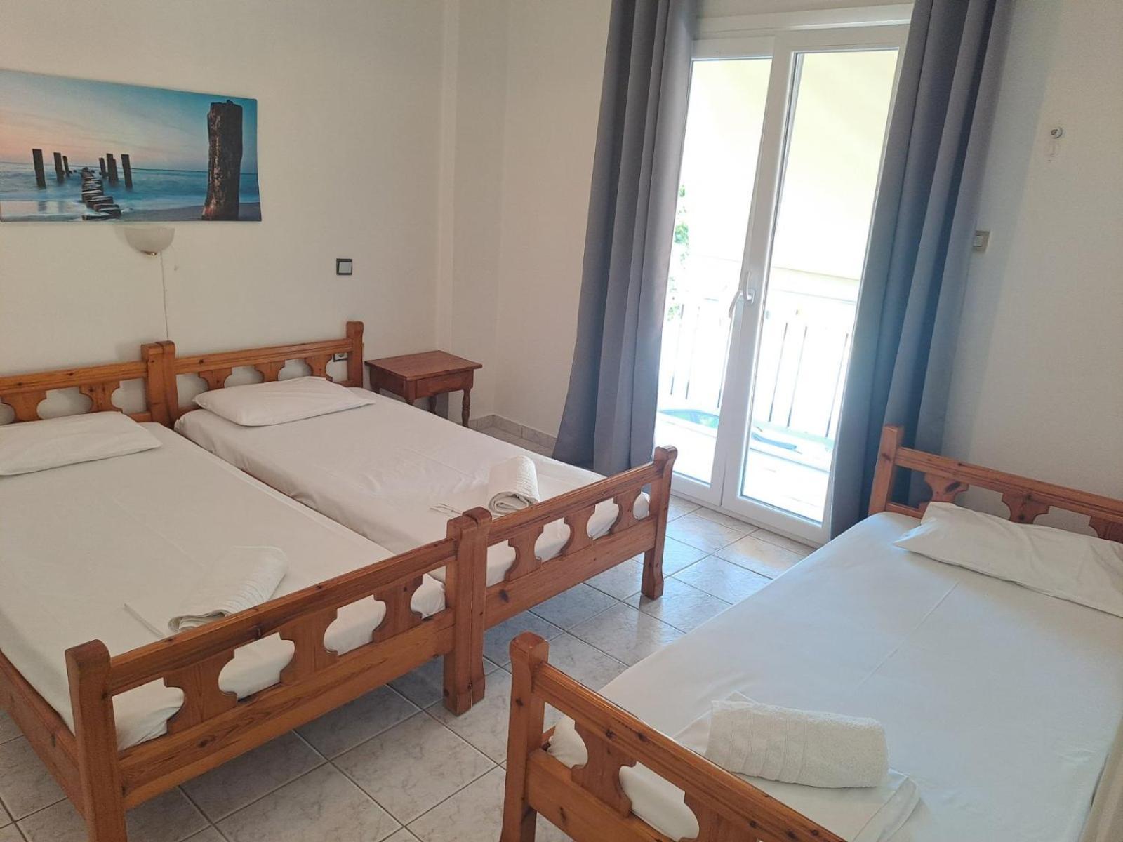 Golden Beach-Tsianis Apartments Néa Meságkala 外观 照片